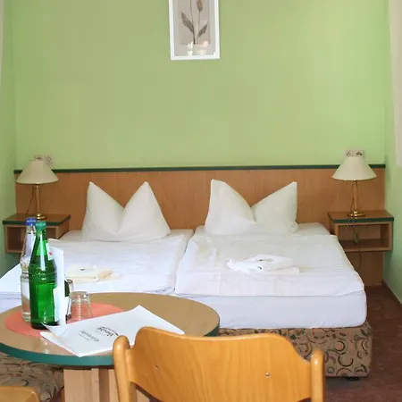 Haus Kehrwieder - Am Kur-cafe Hotel 3*
