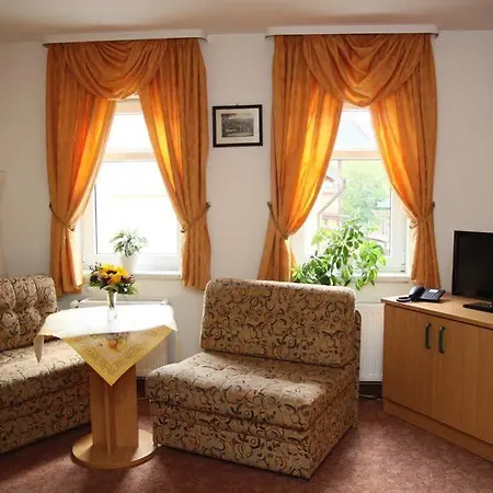 Haus Kehrwieder - Am Kur-cafe 3*